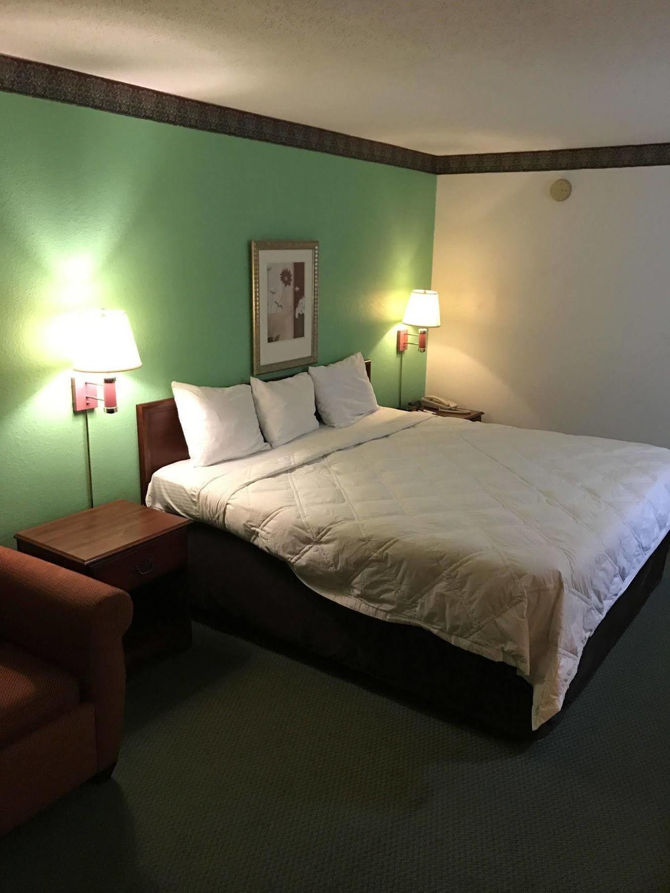 Country Garden & Suites-Benton Dış mekan fotoğraf
