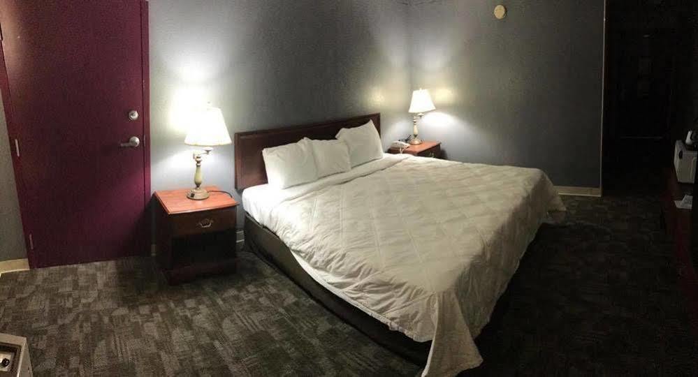 Country Garden & Suites-Benton Dış mekan fotoğraf