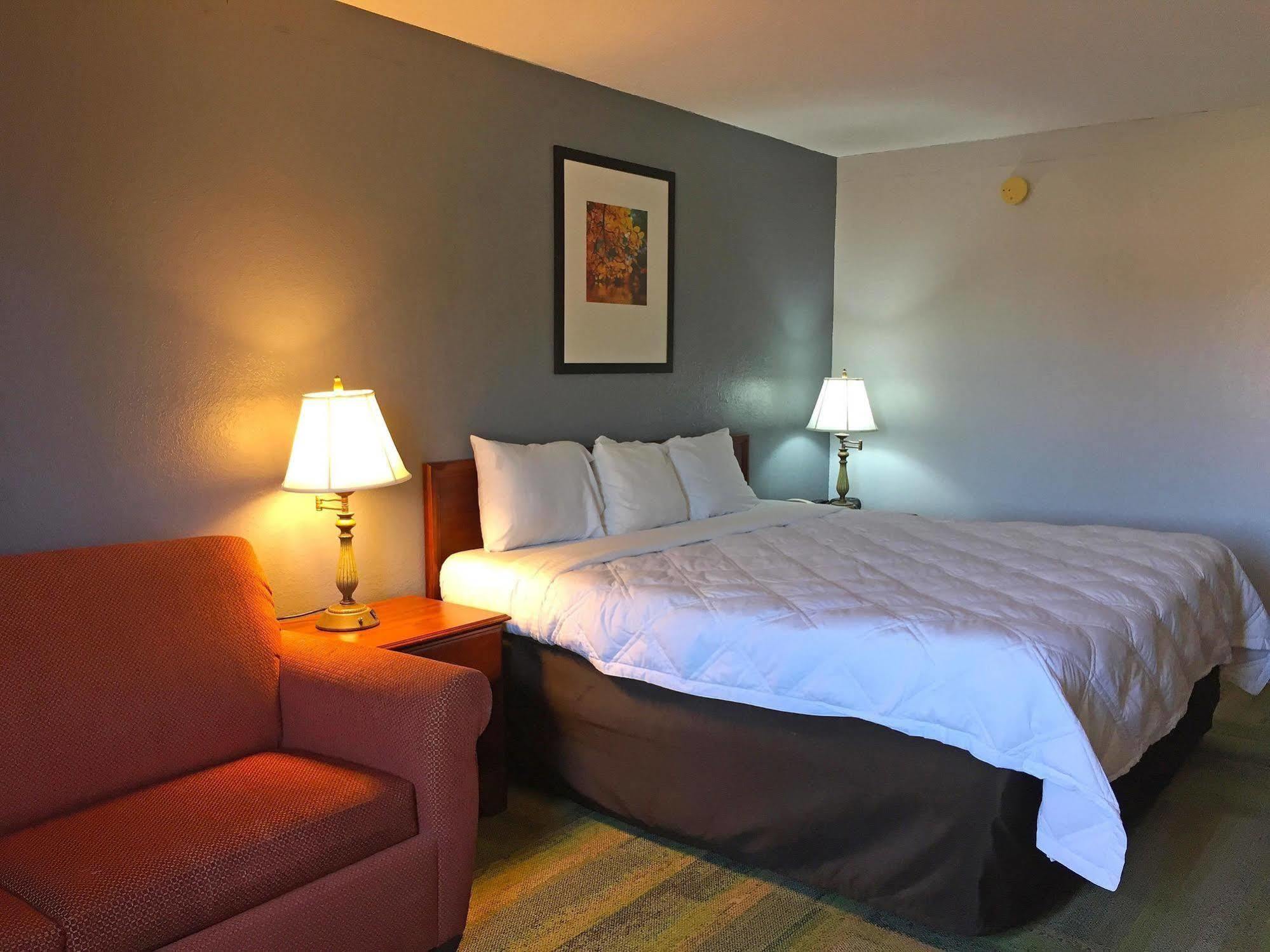 Country Garden & Suites-Benton Dış mekan fotoğraf